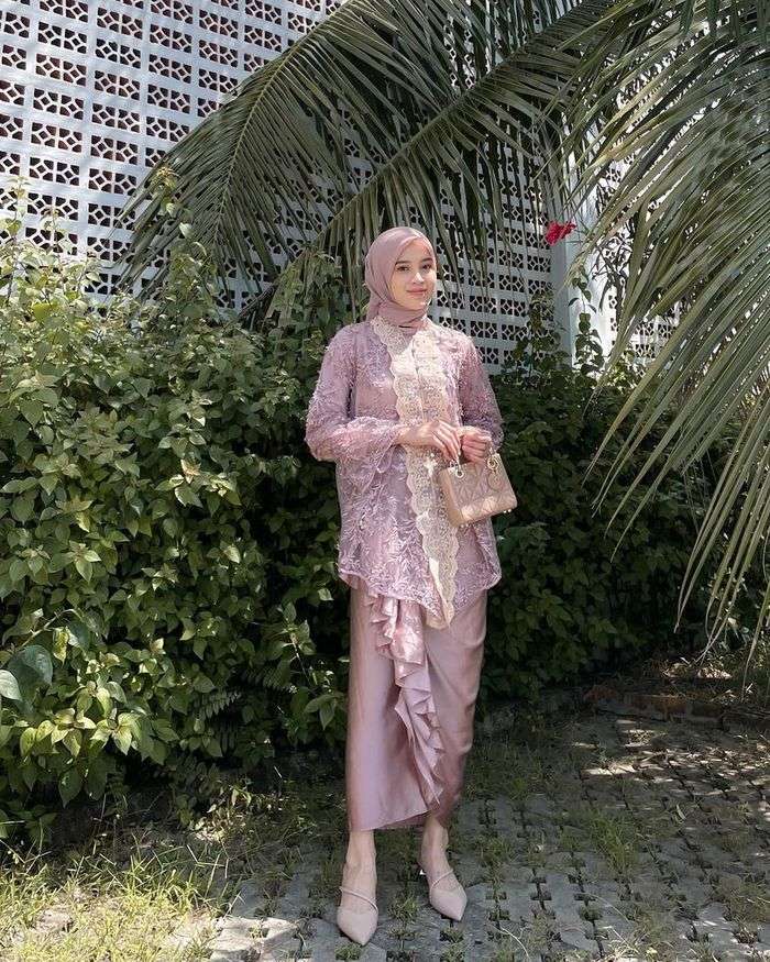 Kebaya Kondangan Hijab - Kebaya Brokat Modern