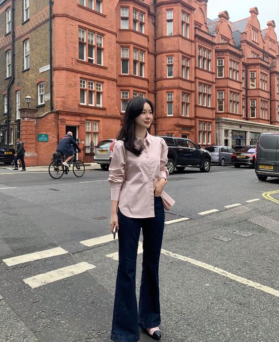 Ide Outfit Ketemu Calon Mertua - Cutbray Jeans dan Kemeja Pink