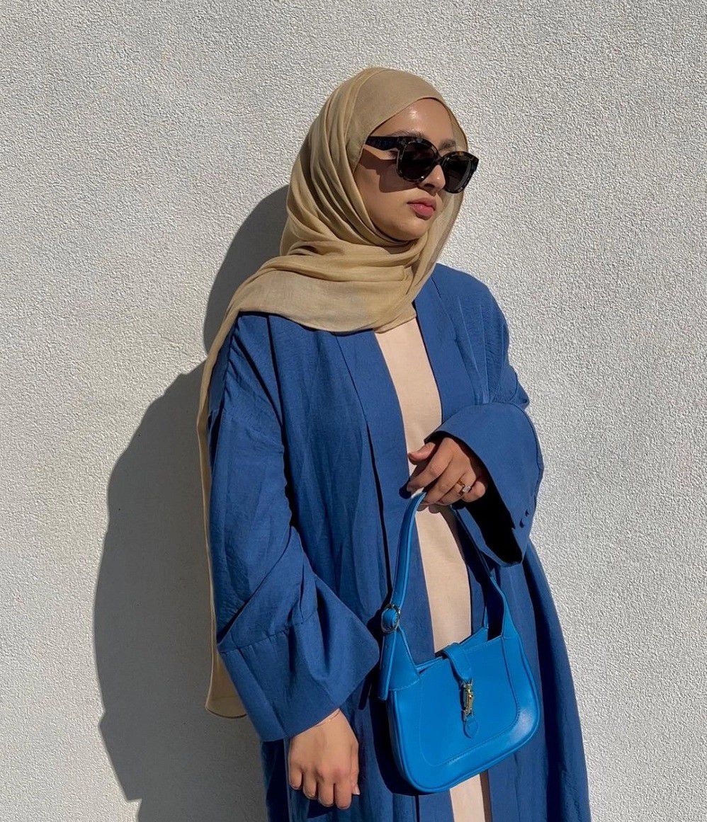 Gaya Hijab Yang Bikin Wajah Terlihat Tirus - Loose Hijab Style