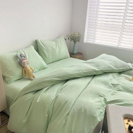 Warna Sprei untuk Kamar Sempit