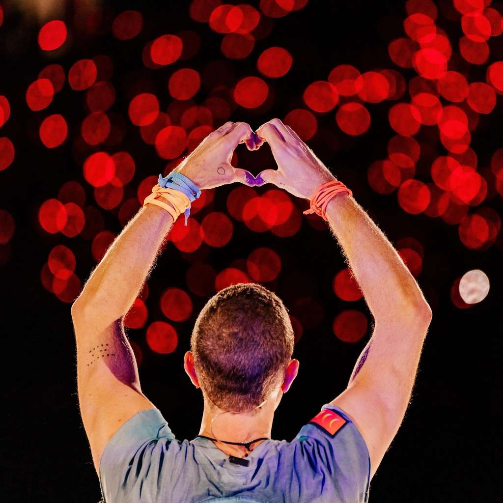 Lirik Lagu feelslikeimfallinginlove - Coldplay