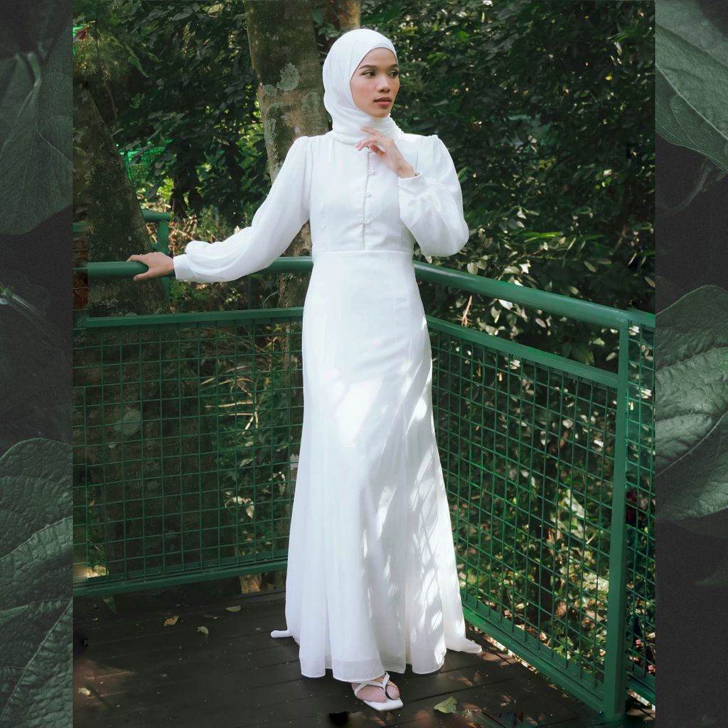 Baju Akad Nikah Sederhana di KUA - Dress Putih Sederhana