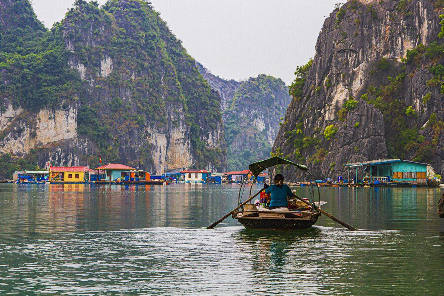 Destinasi Solo Traveling Luar Negeri yang Aman untuk Wanita