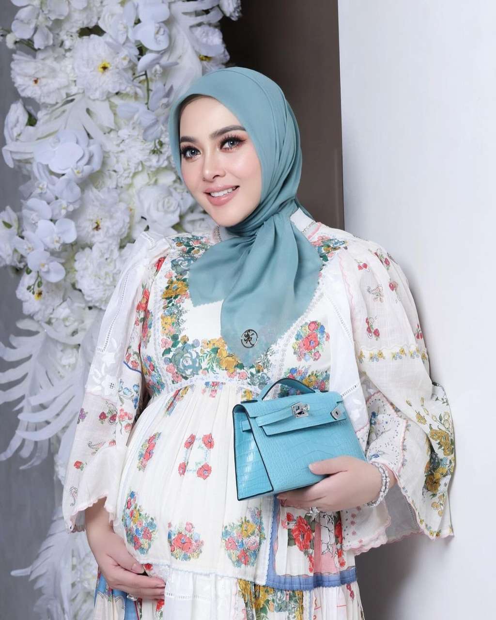 Syahrini Menginap 3 Bulan di Hotel Mewah