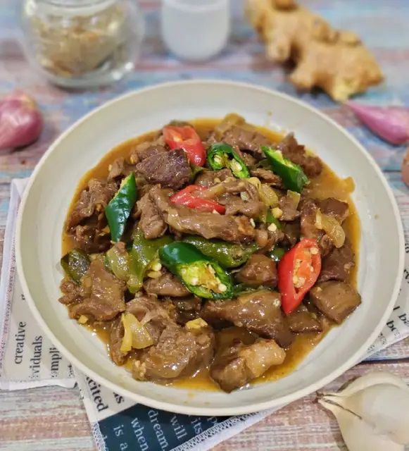 Resep Tumis Daging Sapi Cabe Ijo