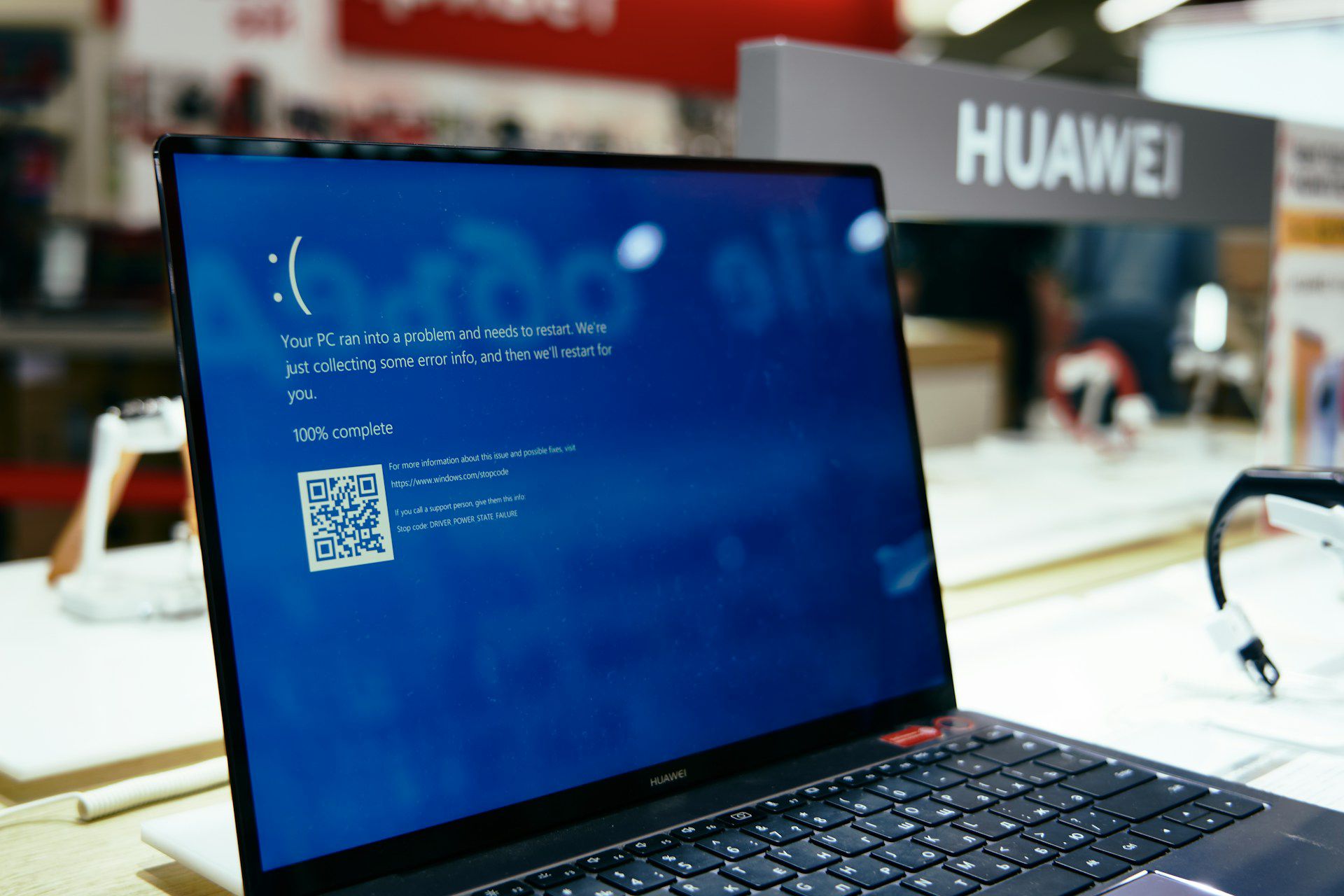 cara mengatasi error blue screen windows karena crowdstrike