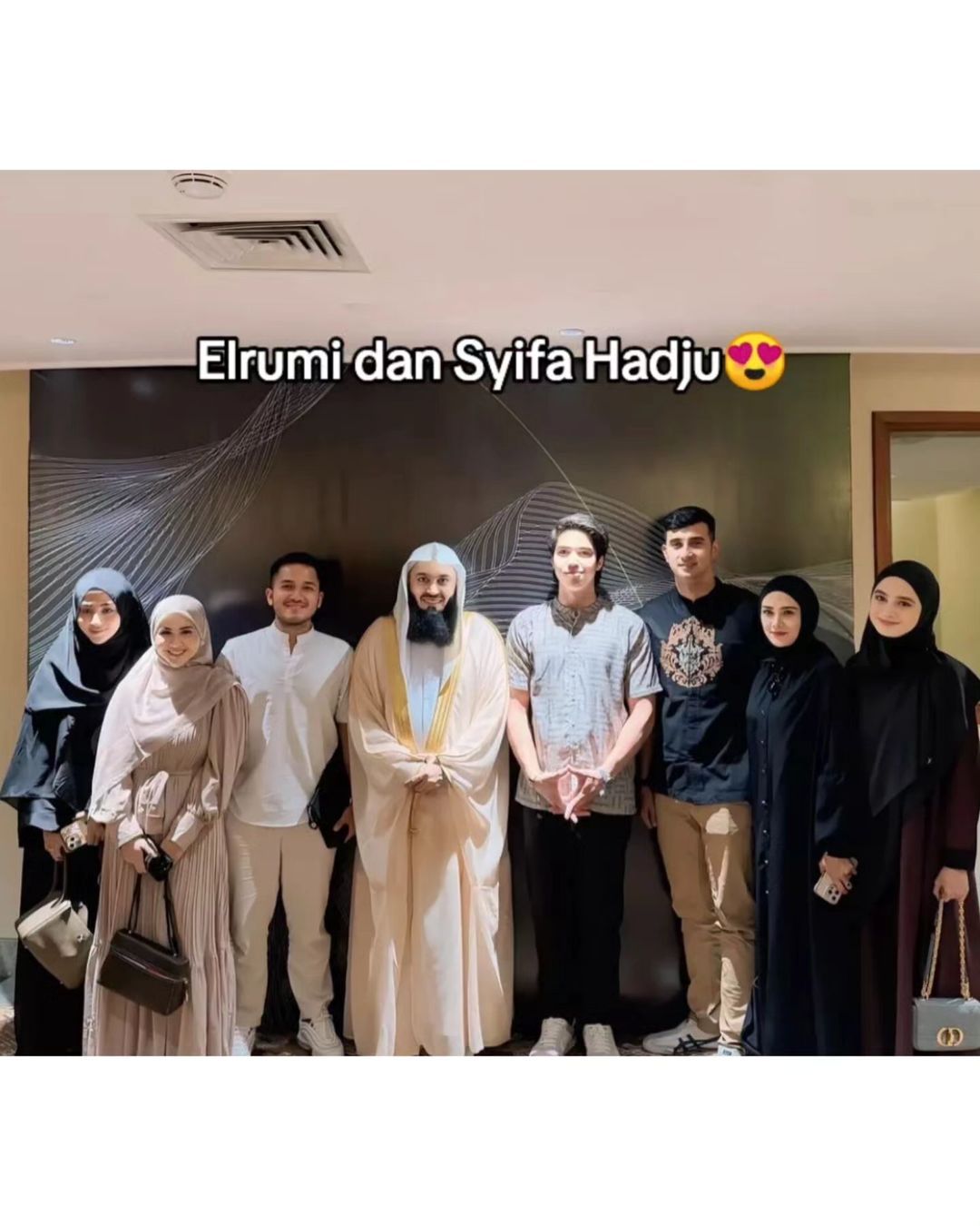 Isu Kedekatan El Rumi dan Syifa Hadju