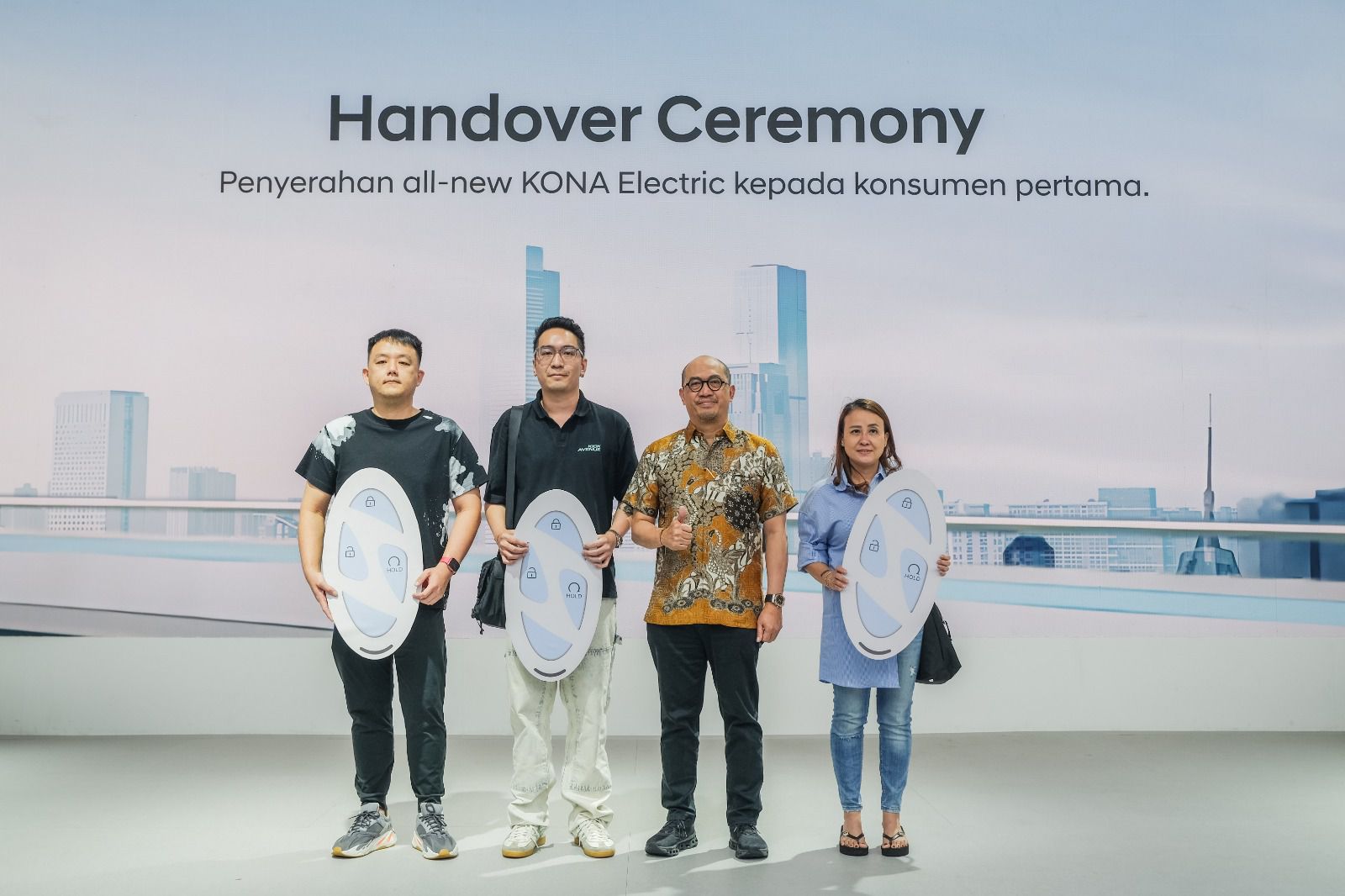 Hyundai Serah Resmikan All-New KONA Electric Ke Pelanggan