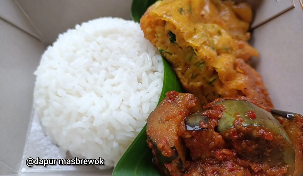 Menu Jumat Berkah Telur - Telur Dadar Padang