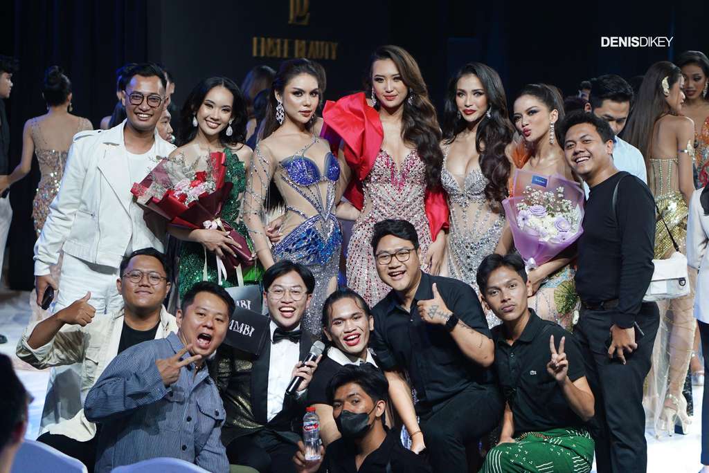 Post Preliminary Miss Mega Bintang Indonesia bersama 5 perwakilan Jawa Timur