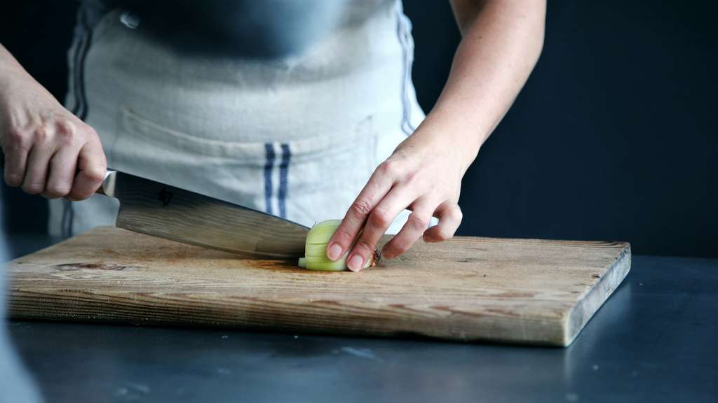 Nama Alat Masak dan Fungsinya