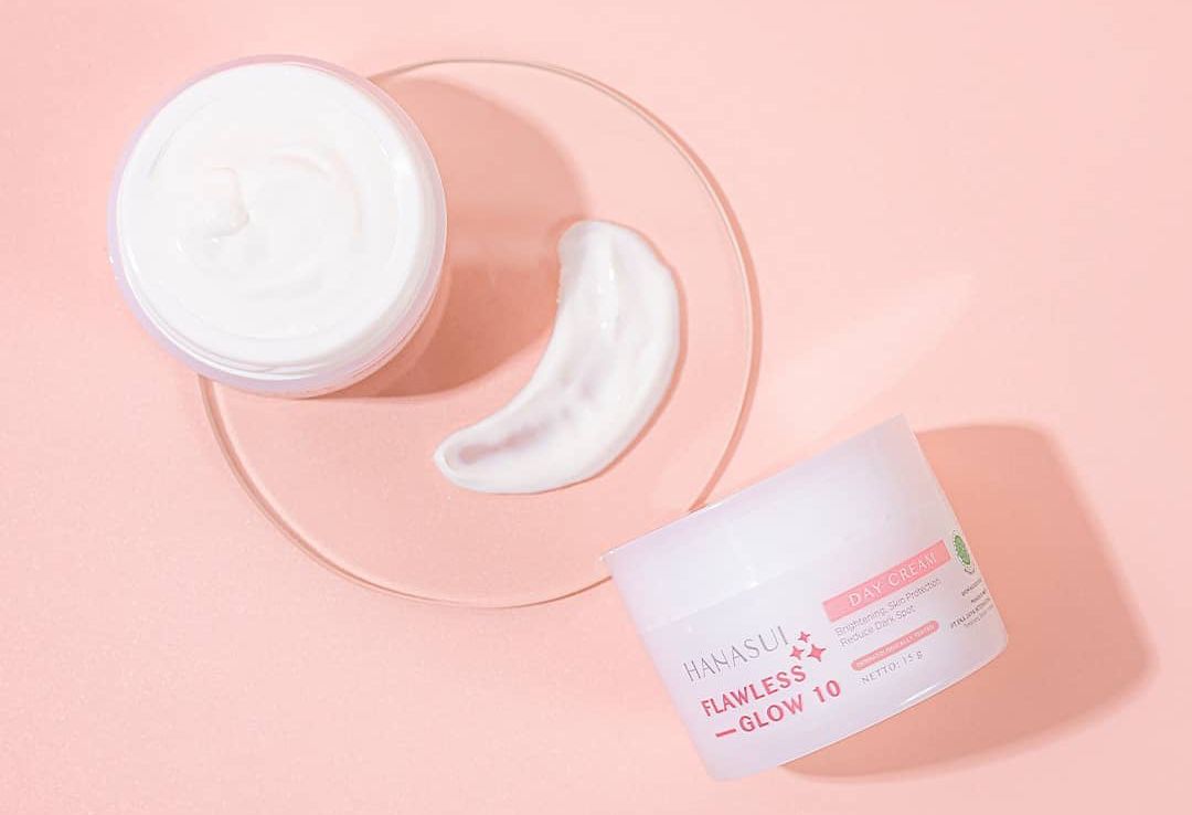 Skincare Hanasui untuk Mencerahkan Wajah - Hanasui Flawless Glow 10 Day Cream