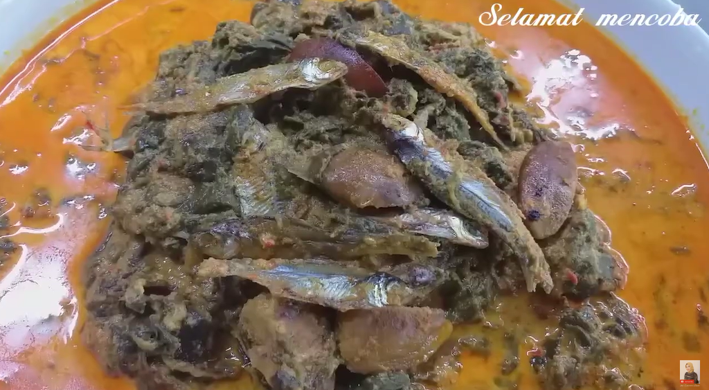 Makanan Khas Bengkulu - Gulai Kemba'ang