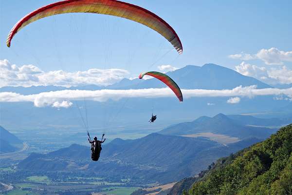 Tempat Wisata di Payakumbuh - Paralayang di Taeh Bukik