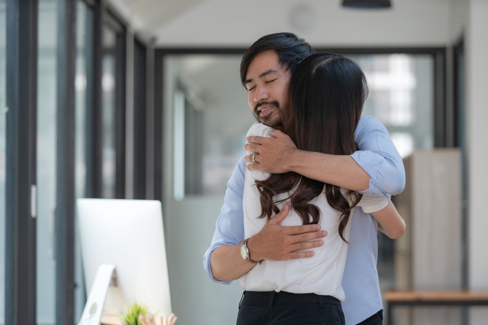 Kesalahan saat PDKT dengan Teman Sekantor