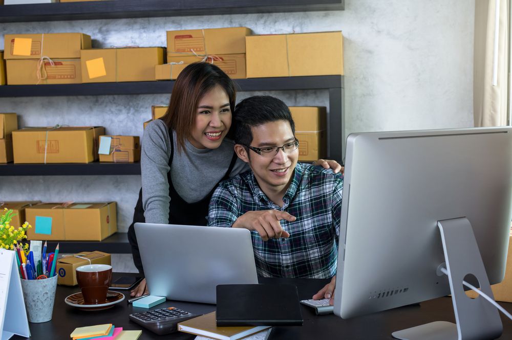 Kesalahan saat PDKT dengan Teman Sekantor