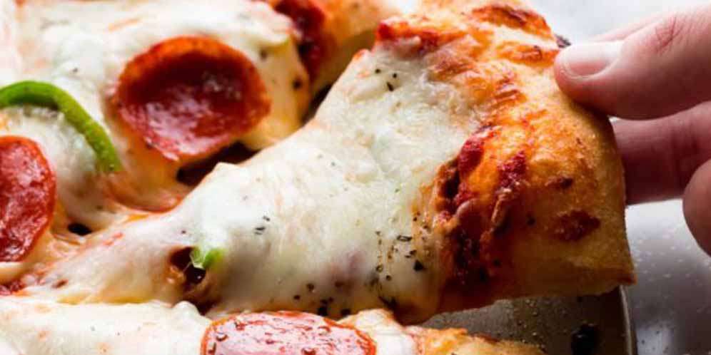 8 Cara Membuat Pizza Rumahan Dengan Teflon Dan Oven Yang Enak Dan Mudah