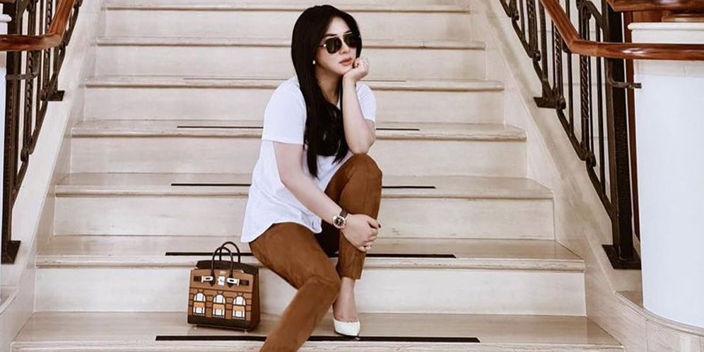 Limited Edition Ini Keunggulan Tas Hermes Birkin Milik Syahrini Yang