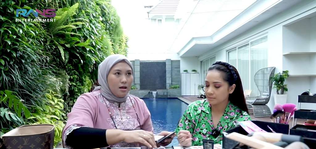 Momen-Momen Nagita Slavina Pakai Make-Up Murah Puluhan Ribu, Begini Nih Hasilnya!