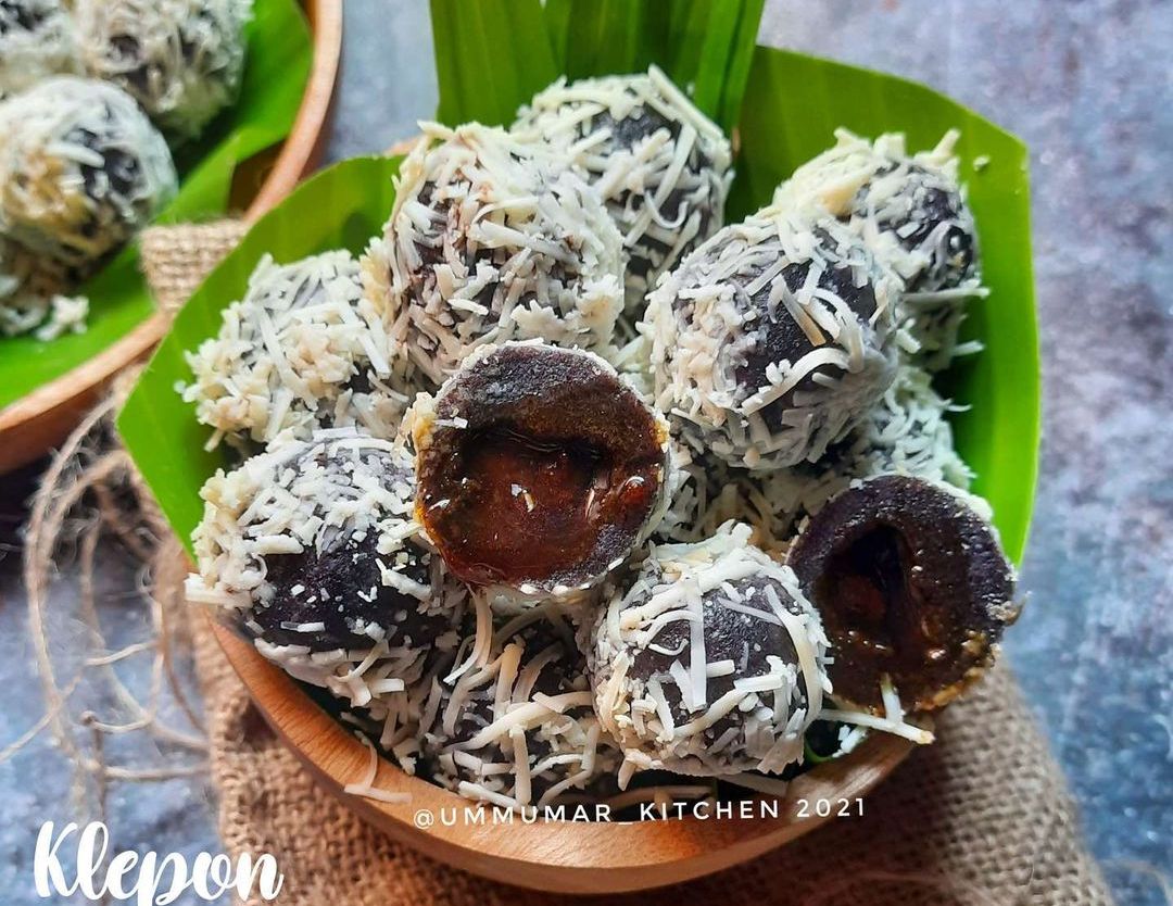 4 Resep Klepon Lembut Dan Kenyal Dengan Isian Gula Merah Yang Lumer Di