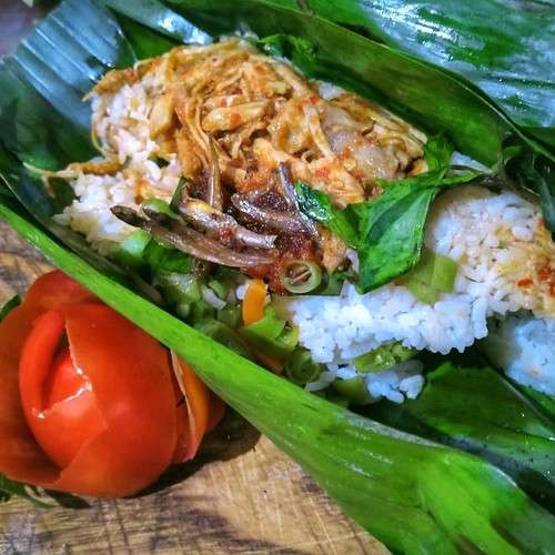 Resep Nasi Bakar Ayam Suwir Kemangi Ala Rumahan Menggugah Selera Dan