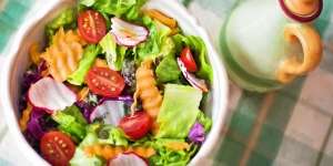 Resep Membuat Salad yang Segar dan Sehat