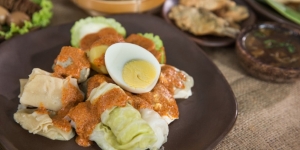 Resep Cara Membuat Siomay Ayam dan Ikan Biasa Khas Bandung dengan Bumbunya