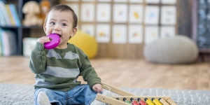 Hati-hati, Mainan Bayi Ini Ternyata Bisa Berakibat Fatal