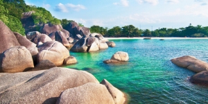12 Destinasi Tempat Wisata di Belitung dan Bangka Sekaligus Paketnya