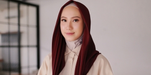 6 Cara Memakai Hijab Segitiga, Segi Empat, dan Pashmina Simple, Mudah nan Modern