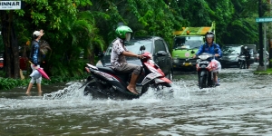 Tak Butuh Waktu Lama, Banjir di Surabaya Surut dalam Waktu 2 Jam