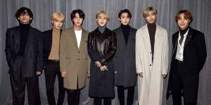 BTS Mengaku Ingin Kolaborasi Dengan Ariana Grande Pada Saat Interview Grammy Award