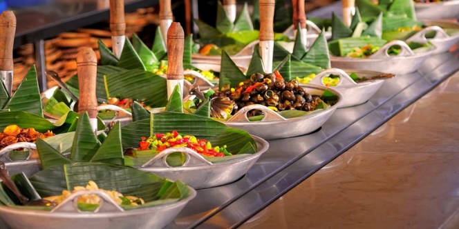 20 Wisata Kuliner di Bandung, Jogja, Bogor dan Semarang yang Wajib Kamu Coba