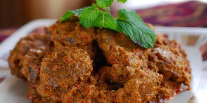 Resep Mudah Cara Membuat Rendang Daging Sapi Khas Padang Asli yang Enak, Kering, dan Empuk 