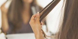 Rambut Beruban Sebelum Tua Itu Pertanda Stress, Betul Nggak Sih?