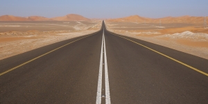 Highway 10, Jalanan Lurus Terpanjang di Dunia yang Ada di Arab Saudi