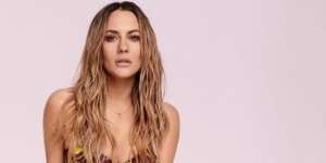 Aktris Cantik Caroline Flack Ditemukan Tewas karena Bunuh Diri