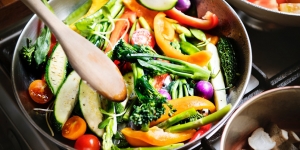 19 Makanan untuk Penderita Kolesterol yang Sehat, Alami, dan Aman Dikonsumsi