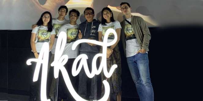 Setelah Lagunya Viral, 'Akad' Payung Teduh Akan Diangkat Menjadi Film 