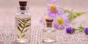 Nggak Banyak yang Tau, Lavender Oil Ternyata Punya 4 Manfaat Untuk Kecantikan