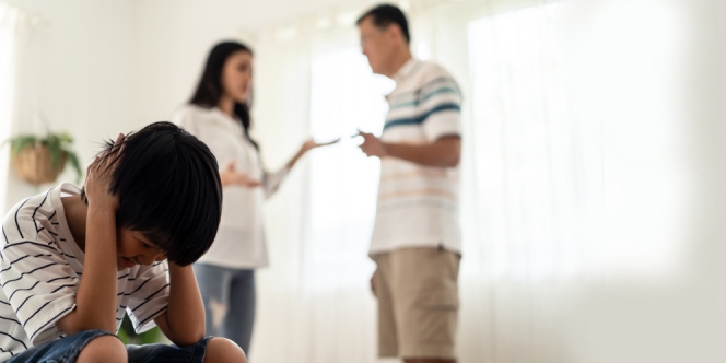Apakah Perceraian Orangtua Berdampak Lebih Buruk kepada Anak Laki-Laki?