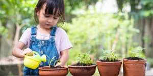 Ajarkan dari Sekarang, Tips Jitu Biar Anak Suka Makan Buah dan Sayur