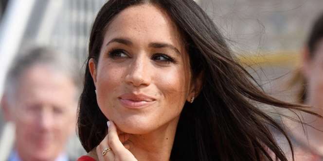 Dimanapun, Kapanpun Selalu Terlihat Flawless, Apa Ya Rahasia Kulit Glowing Meghan Markle?