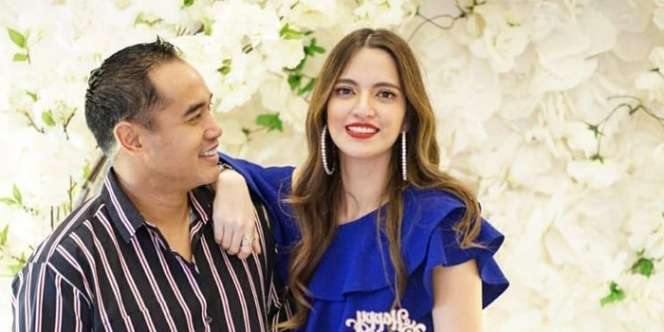 5 Selebriti yang Berani Putuskan Nikah Muda dan Bahagia Hingga Kini!