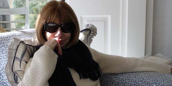 Meski #dirumahAja, Editor Vogue Anna Wintour Tetap Stylish Pakai Kacamata Ikoniknya!