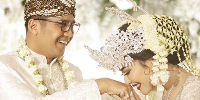 10 Potret Akad Nikah Fahrul Sudiana dan Rica Andriani, Penuh Kemewahan di Tengah Wabah Corona