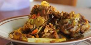 Tengkleng, Sebuah Kuliner Rakyat Jelata yang Kini Naik Kelas! Hayo Kelas Berapa?