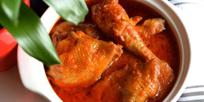 5 Resep Cara Membuat Semur Ayam Kecap yang Enak dan Sederhana