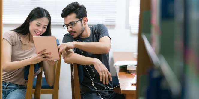 Orang yang Suka Berbuat Baik, Cenderung Memiliki Hubungan Percintaan yang Lebih Berbahagia