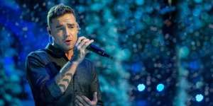 Kedapatan Telanjang di Iklan Pakaian Dalam, Liam Payne One Direction Kena Pukul Ibunya!